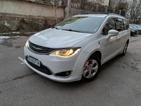 Chrysler Pacifica 3.6i plug-in hybrid, снимка 2