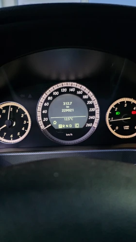 Mercedes-Benz E 250 CDI, снимка 12