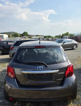 Toyota Yaris 1.5 Hybrid , снимка 6