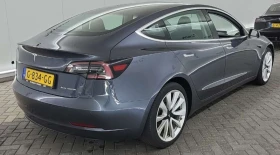     Tesla Model 3 !  