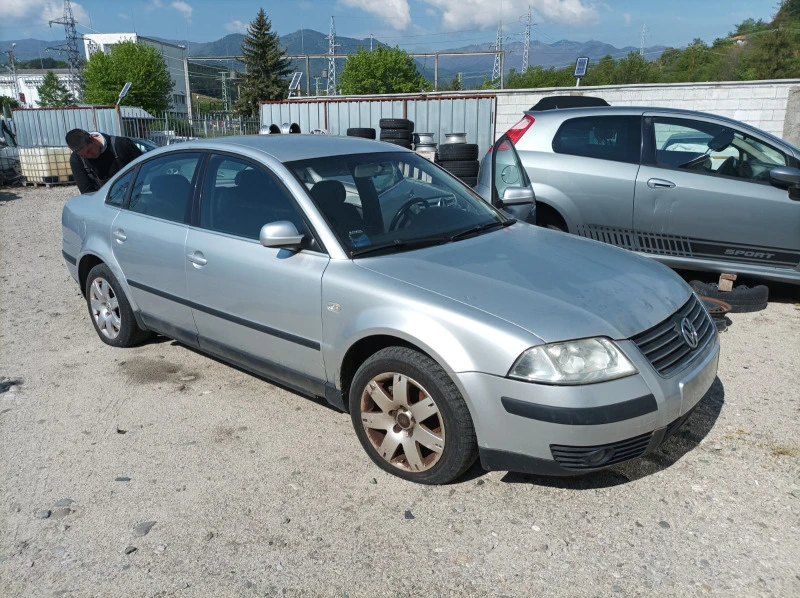 VW Passat 1.9 TDI /НА ЧАСТИ / 2 БР, снимка 1 - Автомобили и джипове - 31771600