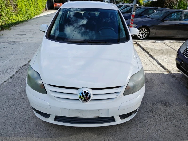 VW Golf Plus 1.9tdi ОФЕРТА, снимка 3 - Автомобили и джипове - 46277001