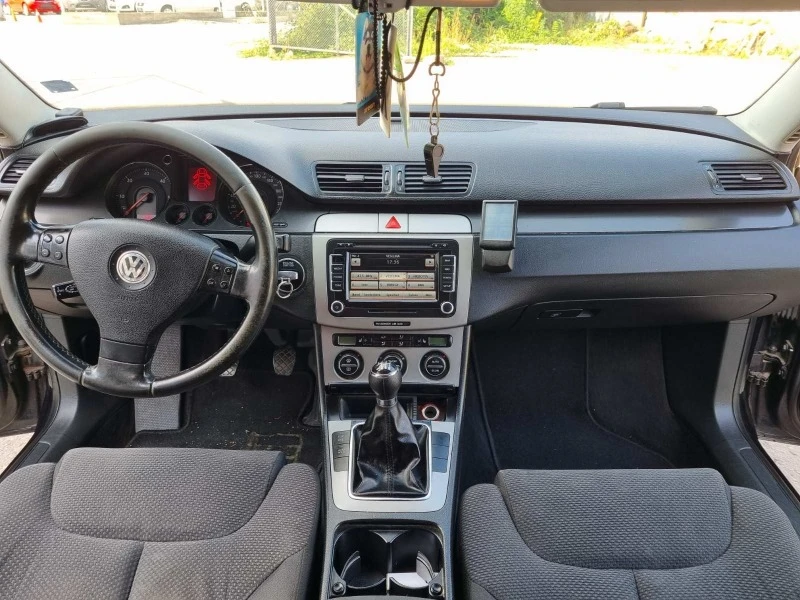 VW Passat 2.0, снимка 13 - Автомобили и джипове - 47490243