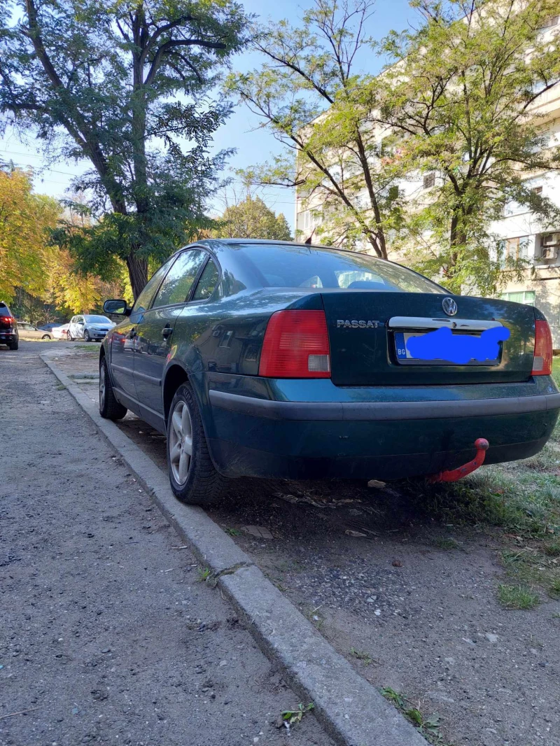 VW Passat 1600, снимка 3 - Автомобили и джипове - 47335585