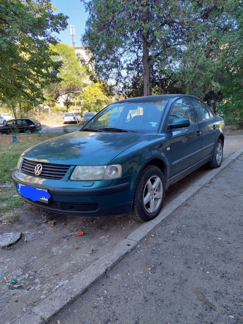 VW Passat 1600, снимка 10 - Автомобили и джипове - 47335585