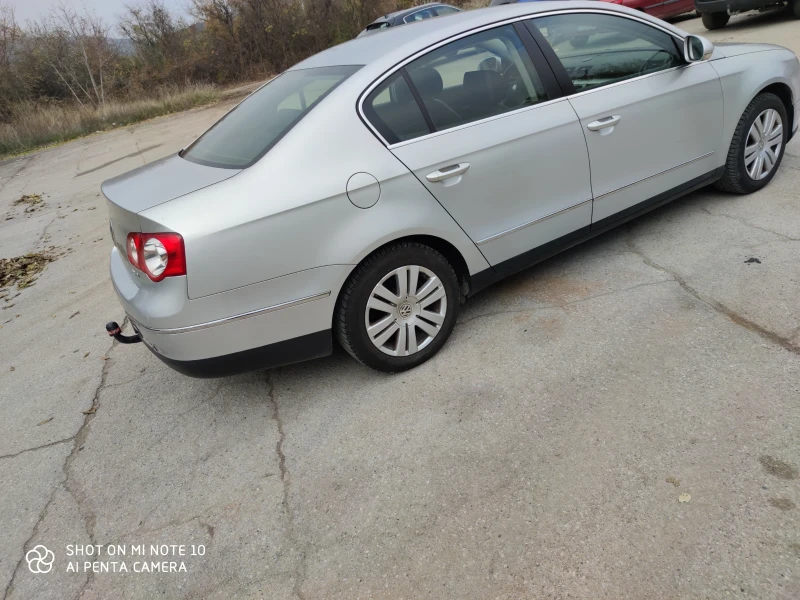 VW Passat, снимка 7 - Автомобили и джипове - 47346926