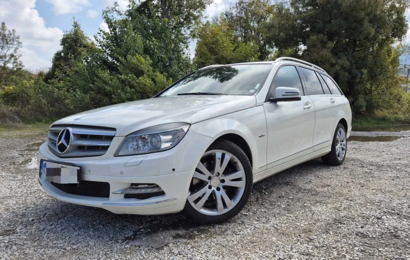 Mercedes-Benz C 250 4 matic 7G , снимка 9 - Автомобили и джипове - 47557033