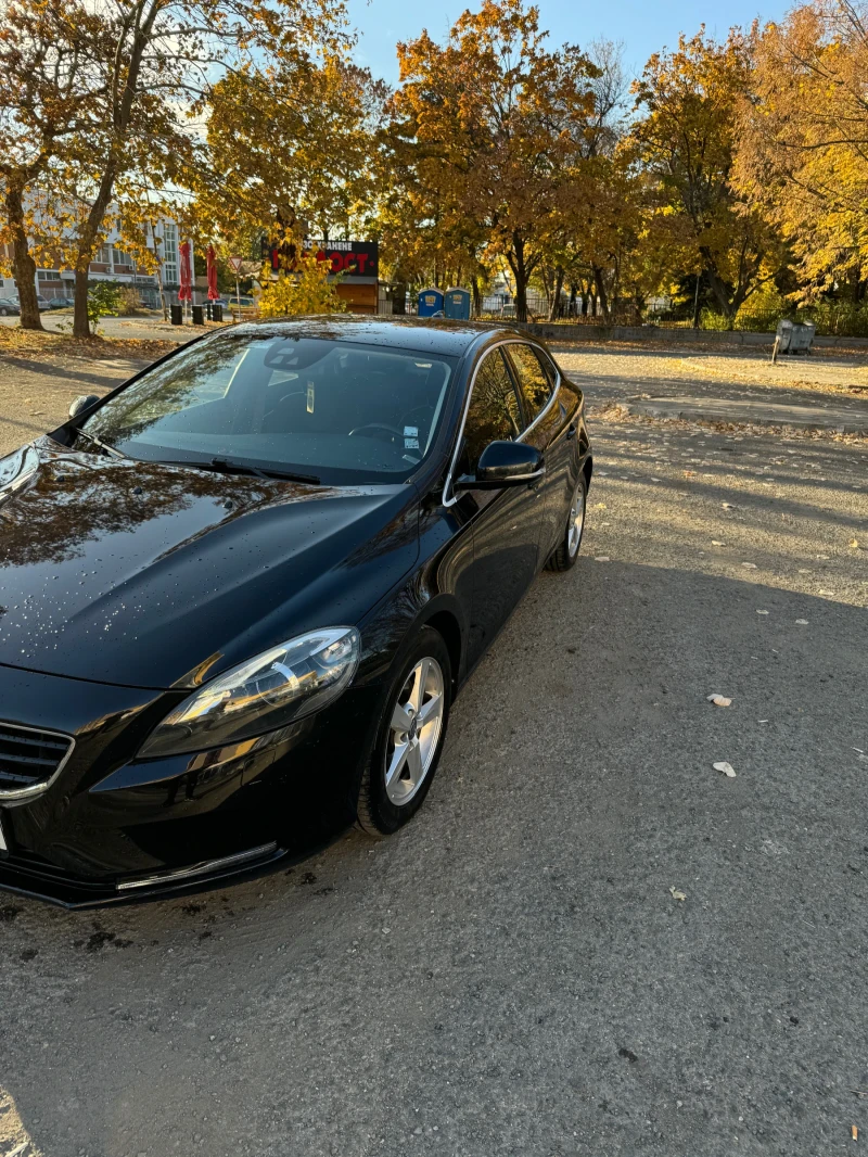 Volvo V40, снимка 6 - Автомобили и джипове - 48092840