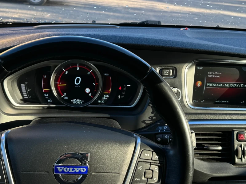 Volvo V40, снимка 12 - Автомобили и джипове - 48092840