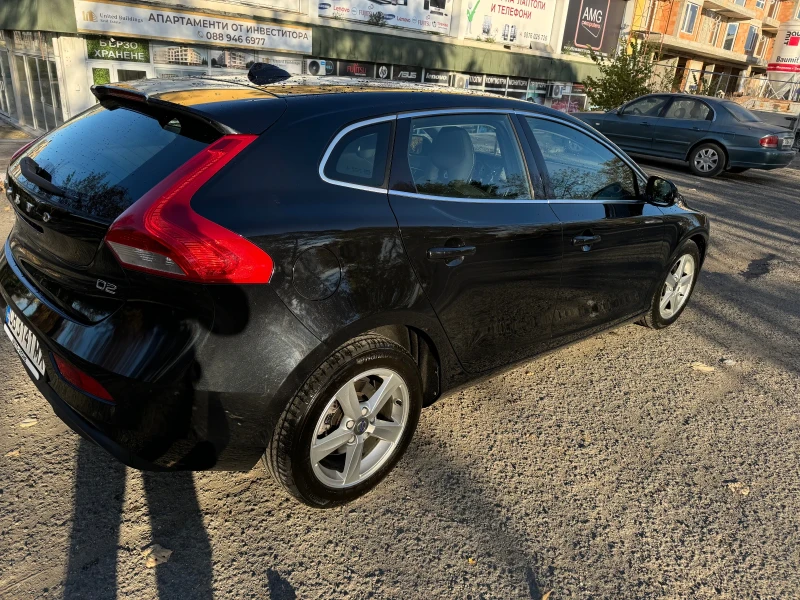 Volvo V40, снимка 4 - Автомобили и джипове - 48092840