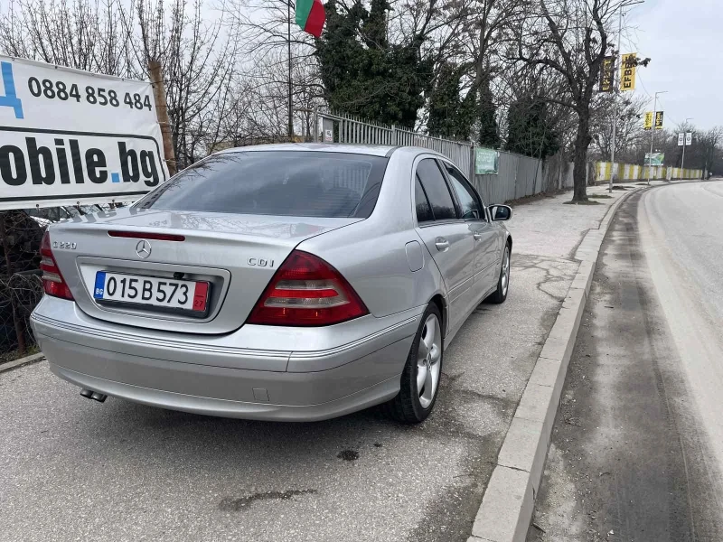 Mercedes-Benz C 220 2.2CDTI, 150кс, FACE, AVANTGARDE, ITALY, снимка 4 - Автомобили и джипове - 49274445