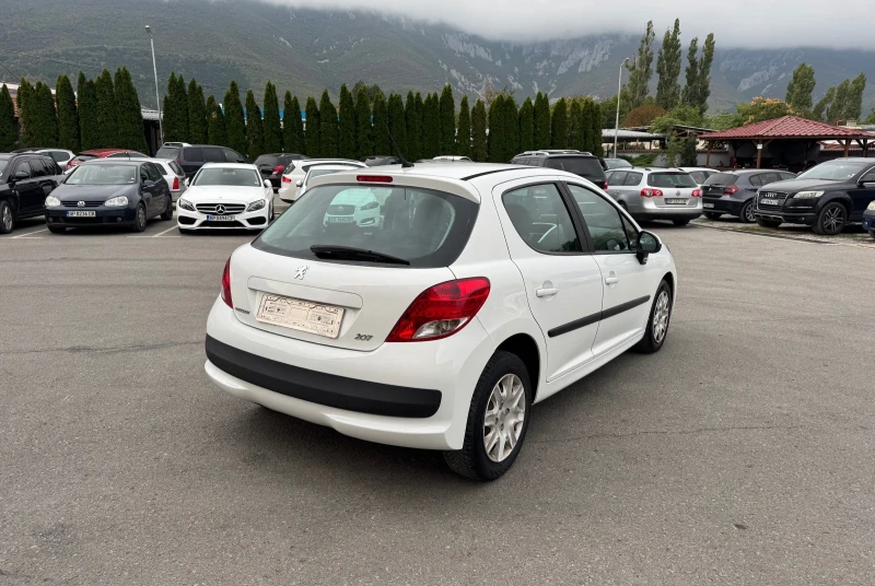 Peugeot 207 1.4i GAZ - KLIMATIK, снимка 5 - Автомобили и джипове - 51829607
