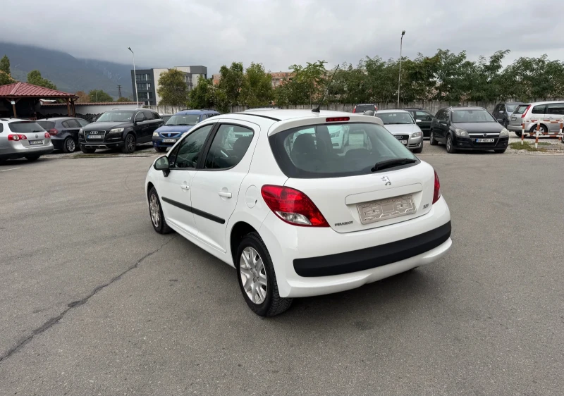 Peugeot 207 1.4i GAZ - KLIMATIK, снимка 7 - Автомобили и джипове - 51829607