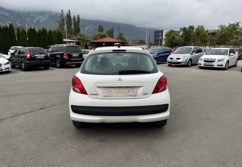 Peugeot 207 1.4i GAZ - KLIMATIK, снимка 6 - Автомобили и джипове - 51829607