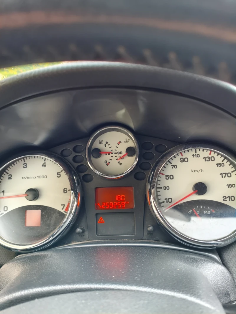 Peugeot 207, снимка 7 - Автомобили и джипове - 52587069