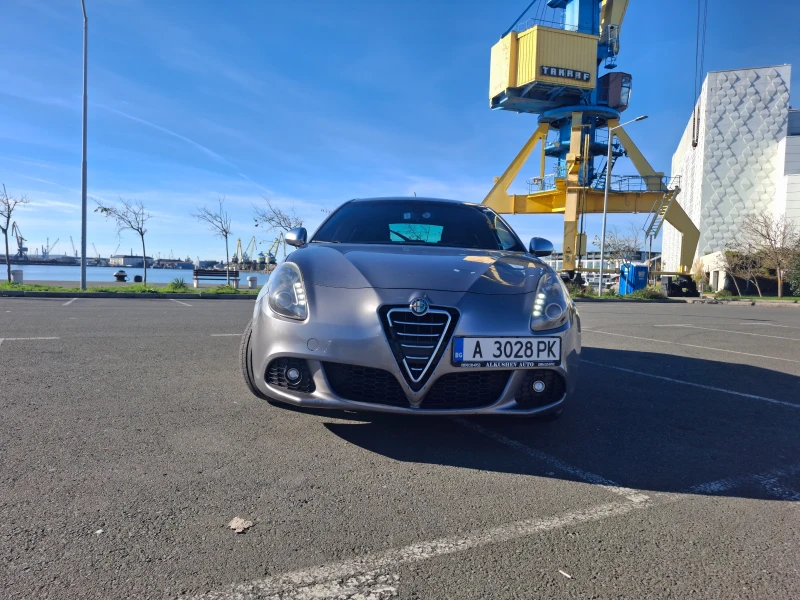 Alfa Romeo Giulietta 1.4T, снимка 5 - Автомобили и джипове - 52588159