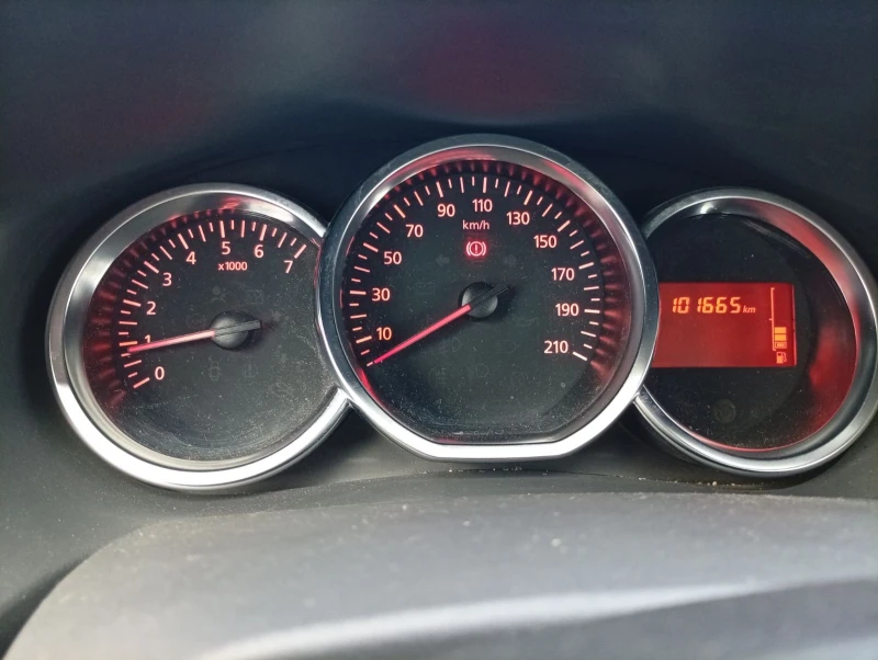 Dacia Logan 1.0 TCe, снимка 6 - Автомобили и джипове - 52382424