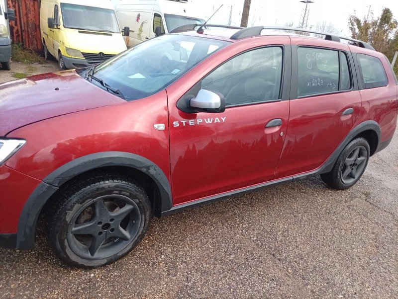 Dacia Logan 1.0 TCe, снимка 5 - Автомобили и джипове - 52382424