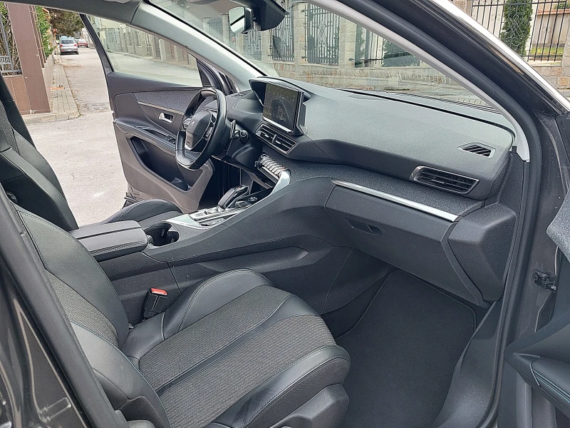 Peugeot 3008 New Line Up GT 1.6 Plug-in HYBRID 4x4 e-EAT8, снимка 9 - Автомобили и джипове - 52875986