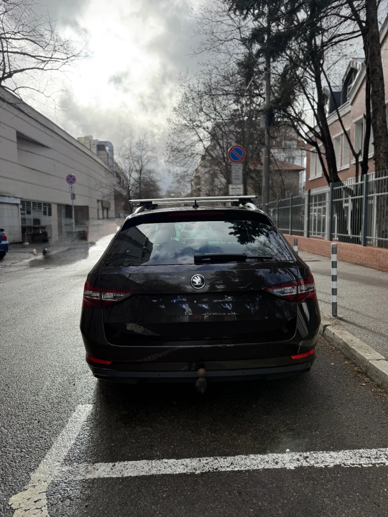 Skoda Superb Laurin & Klement, снимка 5 - Автомобили и джипове - 53488447
