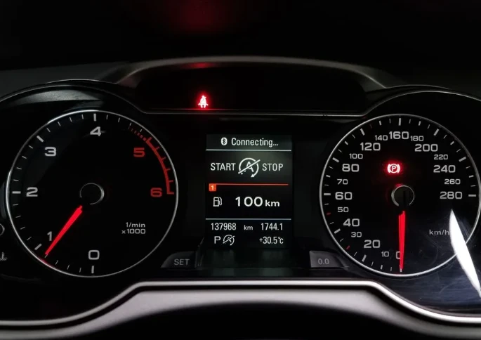 Audi A4 2.0 TDI Quattro - изображение 8