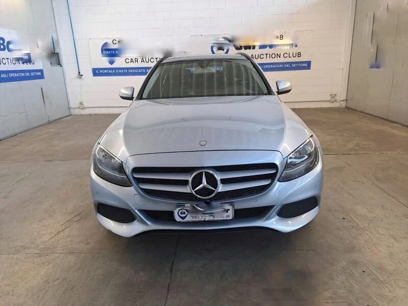 Mercedes-Benz C 220 * 2016г.* Панорама* 185000км* СервизнаИстория*  - изображение 3