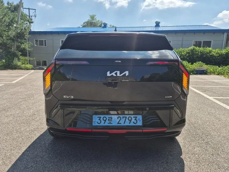 Kia EV3 Long Range 2Wd Gt Line, снимка 4 - Автомобили и джипове - 56699101