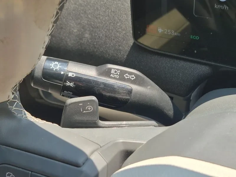 Kia EV3 Long Range 2Wd Gt Line, снимка 15 - Автомобили и джипове - 56699101
