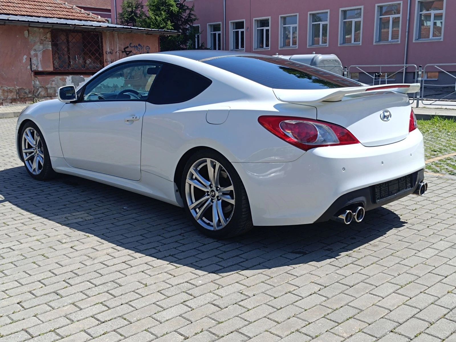 Hyundai Genesis 2.0t///213кс.///Swiss  - изображение 3