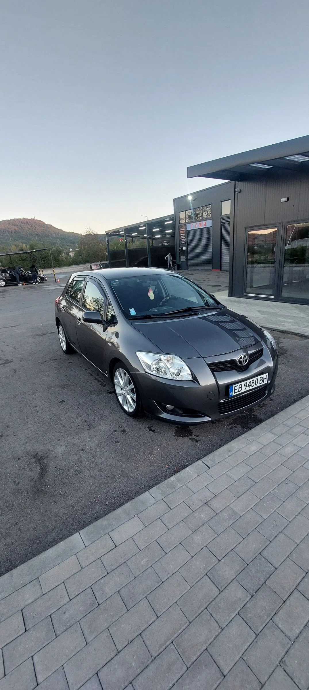 Toyota Auris 1.4D4D* 6 скорости*  - изображение 3