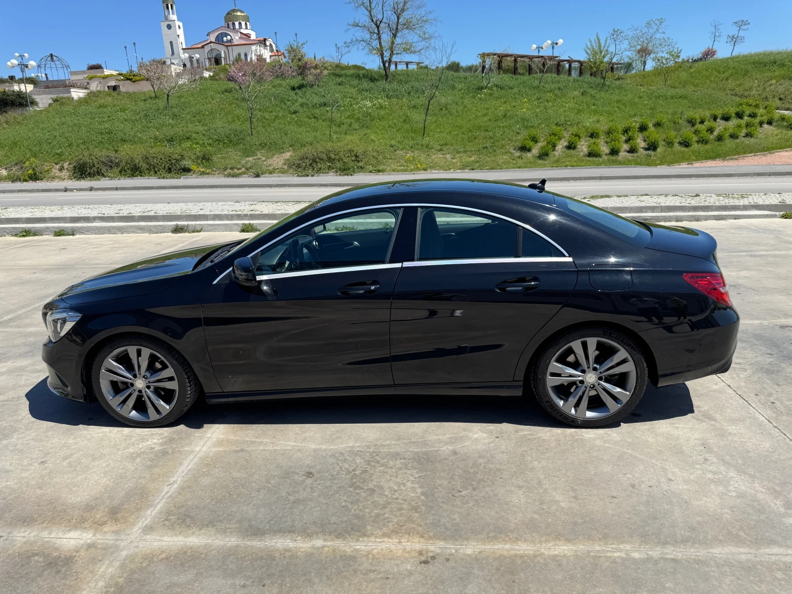 Mercedes-Benz CLA 180  - изображение 8