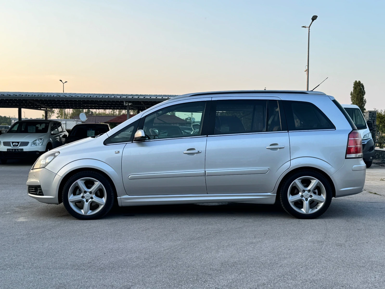 Opel Zafira 1.8i ИТАЛИЯ ПАНОРАМА - изображение 2