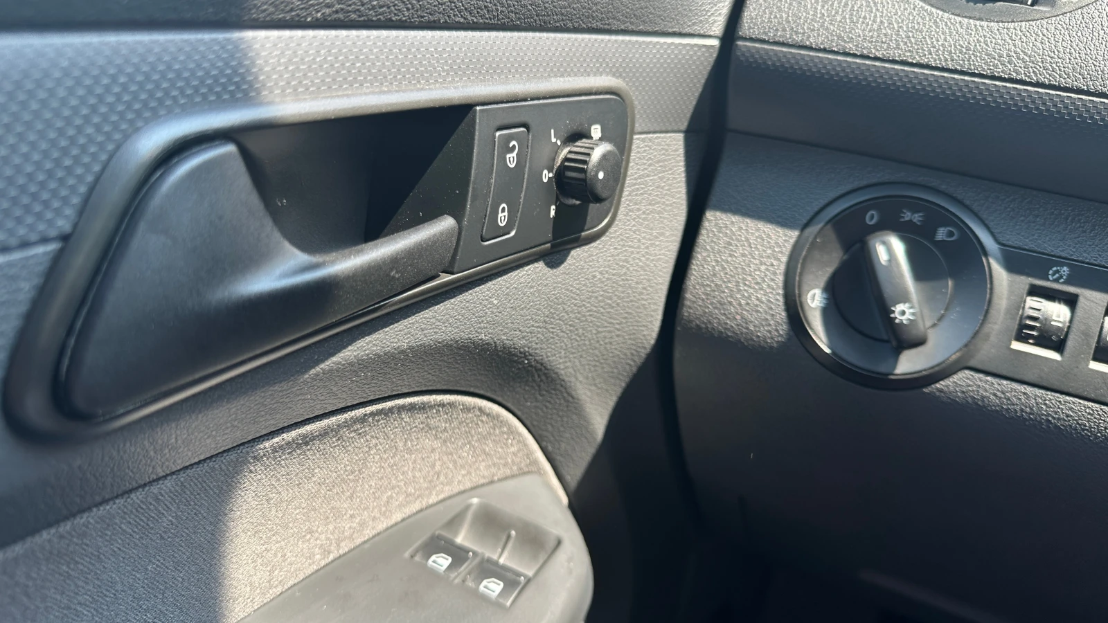 VW Caddy 1.6 TDI | Mobile.bg — изображение 16