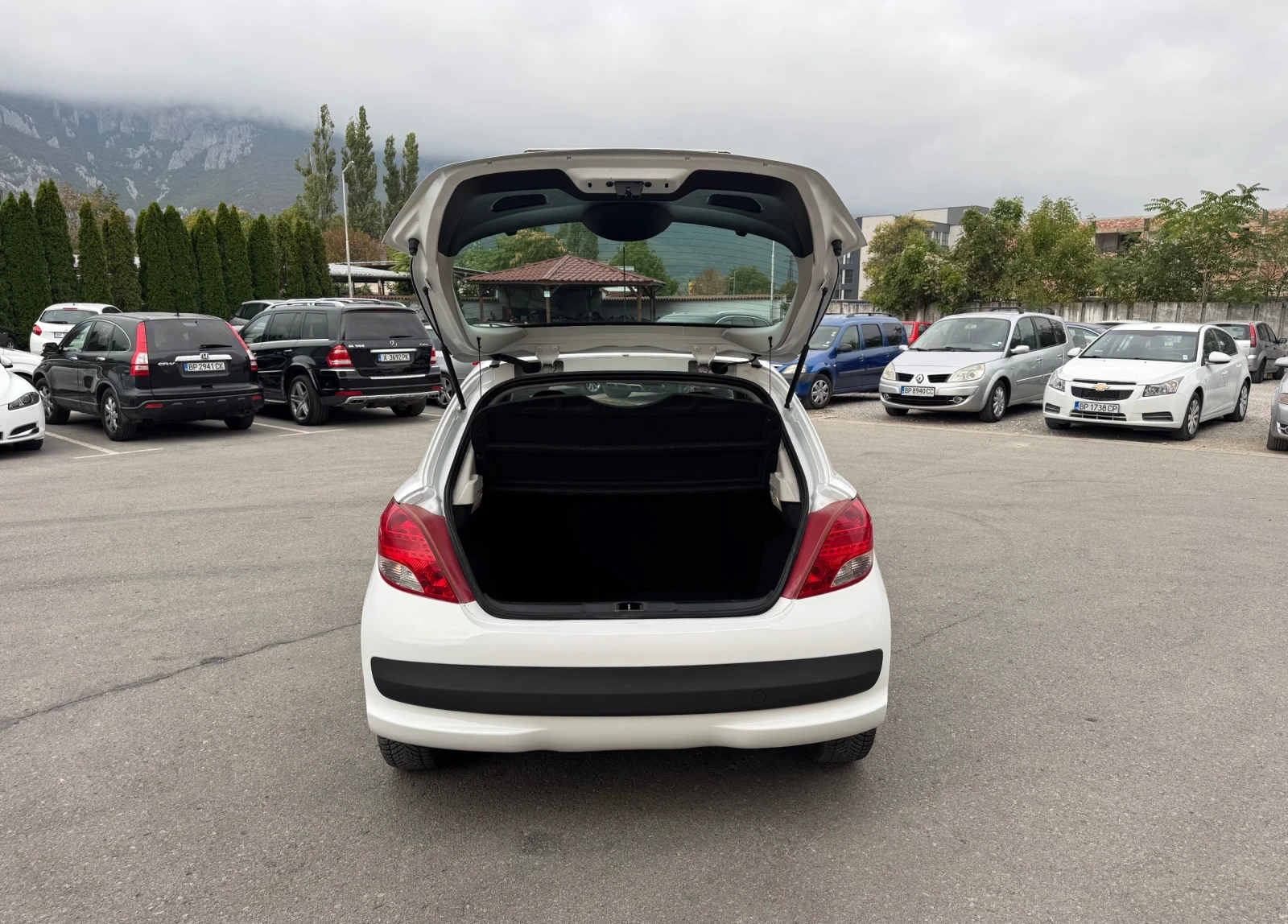 Peugeot 207 1.4i GAZ - KLIMATIK | Mobile.bg   16