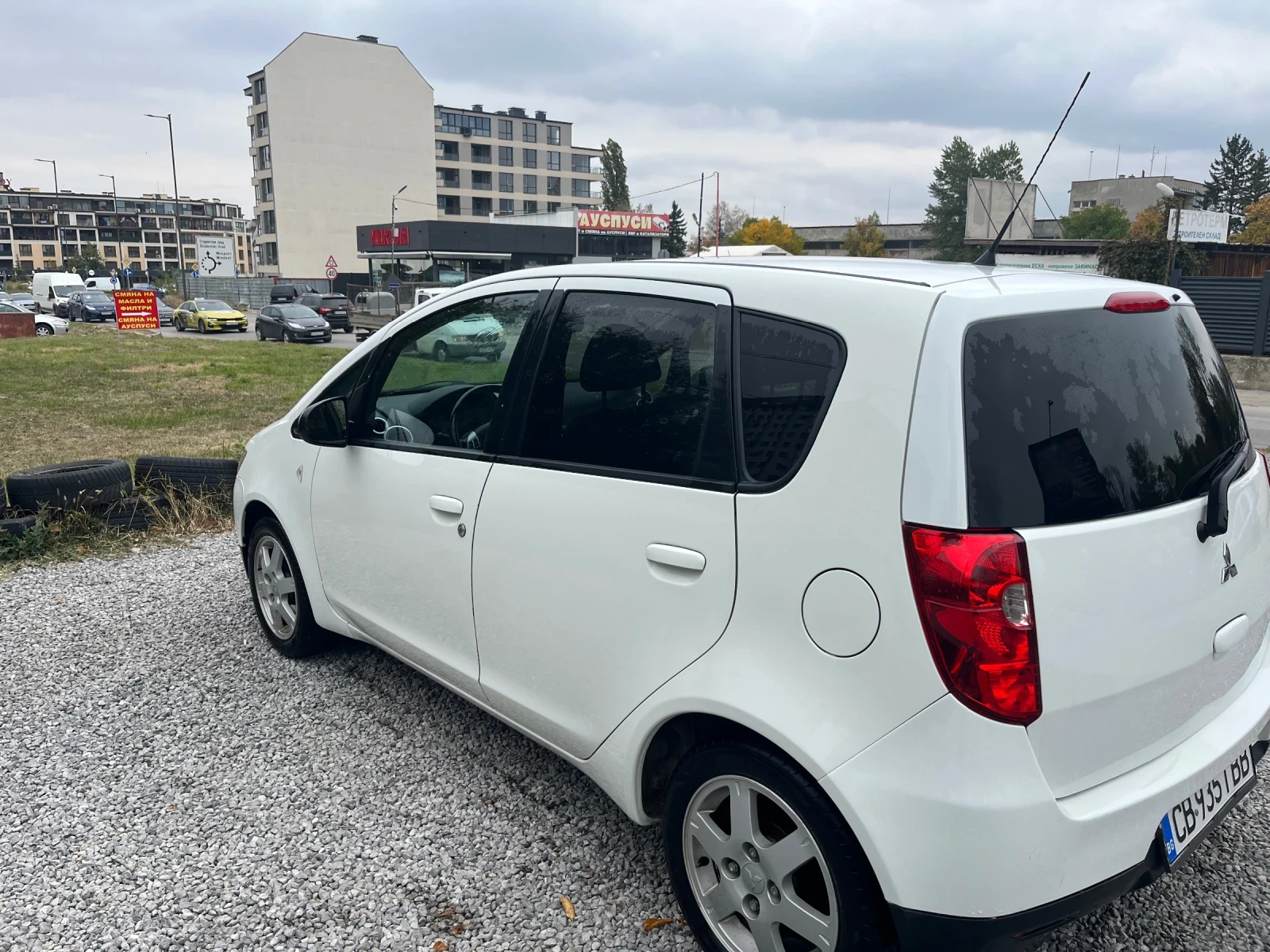 Mitsubishi Colt  - изображение 4