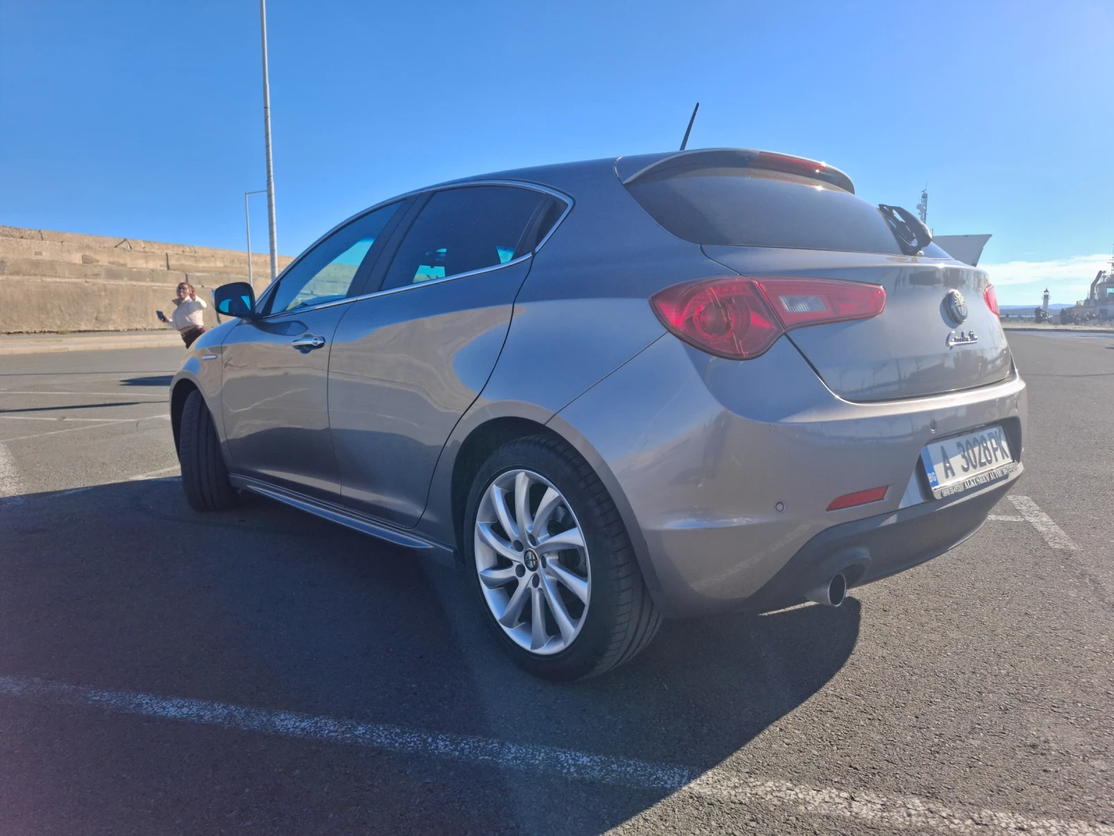 Alfa Romeo Giulietta 1.4T - изображение 2