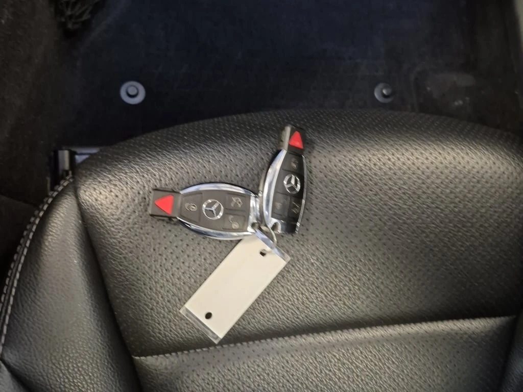 Mercedes-Benz C 300 * CARFAX * БЕЗ ПЪРВОНАЧАЛНА ВНОСКА - изображение 7