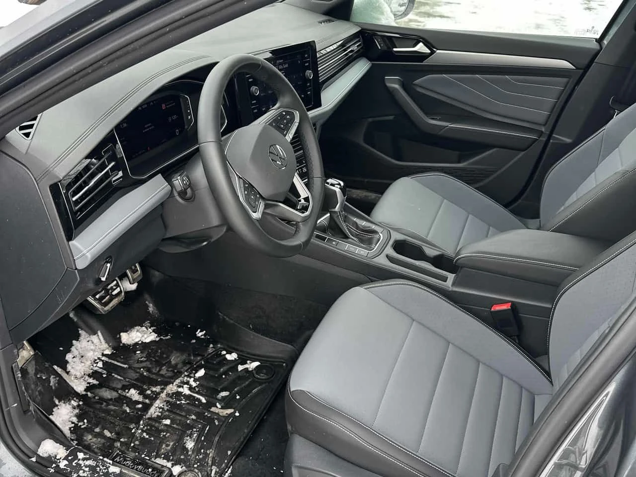 VW Jetta * Comfortline * CARFAX * ПАНОРАМА * KEYLESS *  - изображение 5