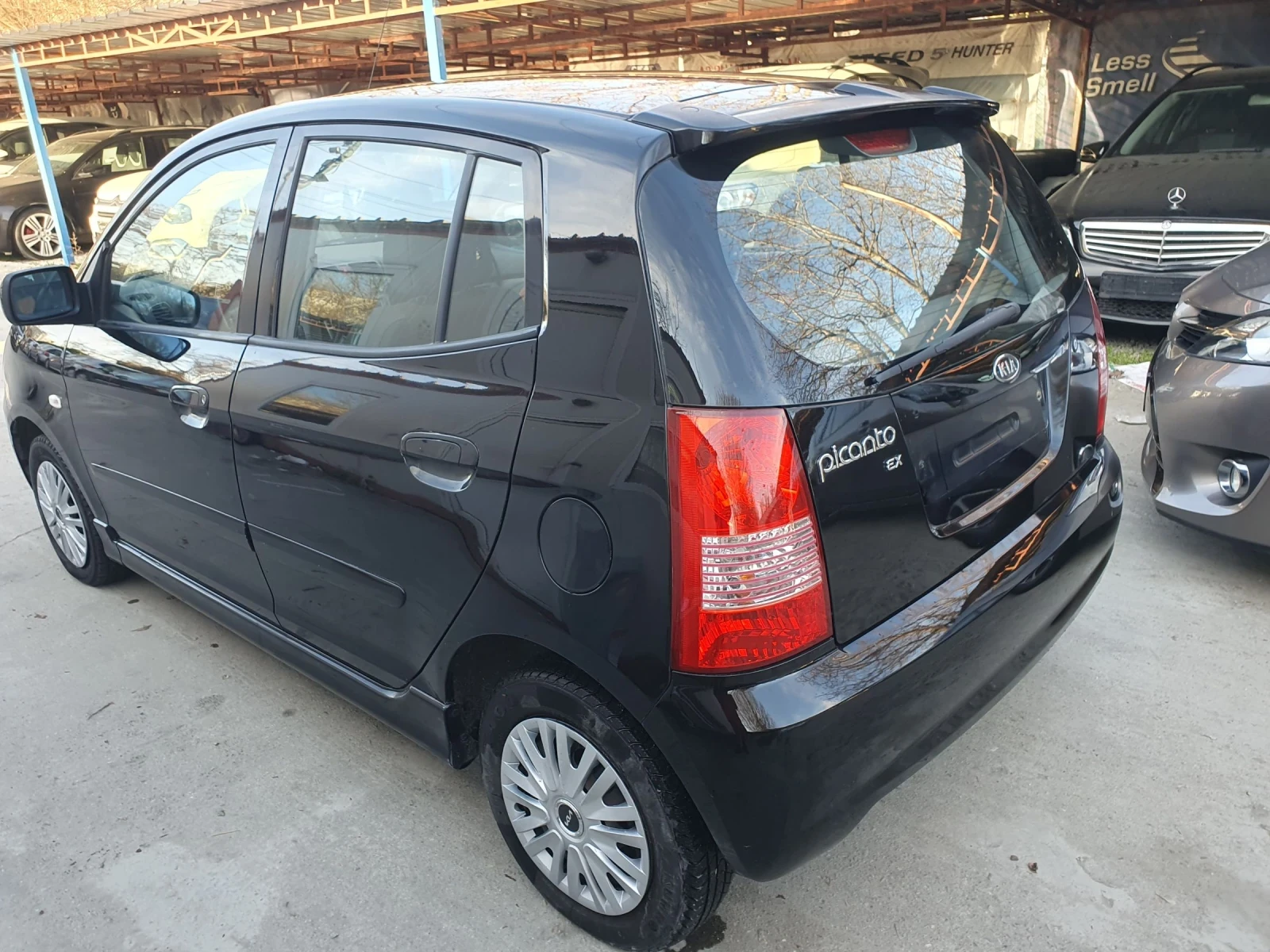 Kia Picanto 1.1 KLIMA NOVA NOVA , снимка 7 - Автомобили и джипове - 53786140