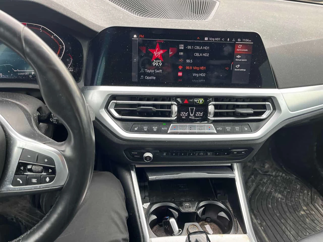 BMW 330 i xDrive/CARFAX/ШИБИДАХ/ПОДГРЕВИ, снимка 9 - Автомобили и джипове - 53990746