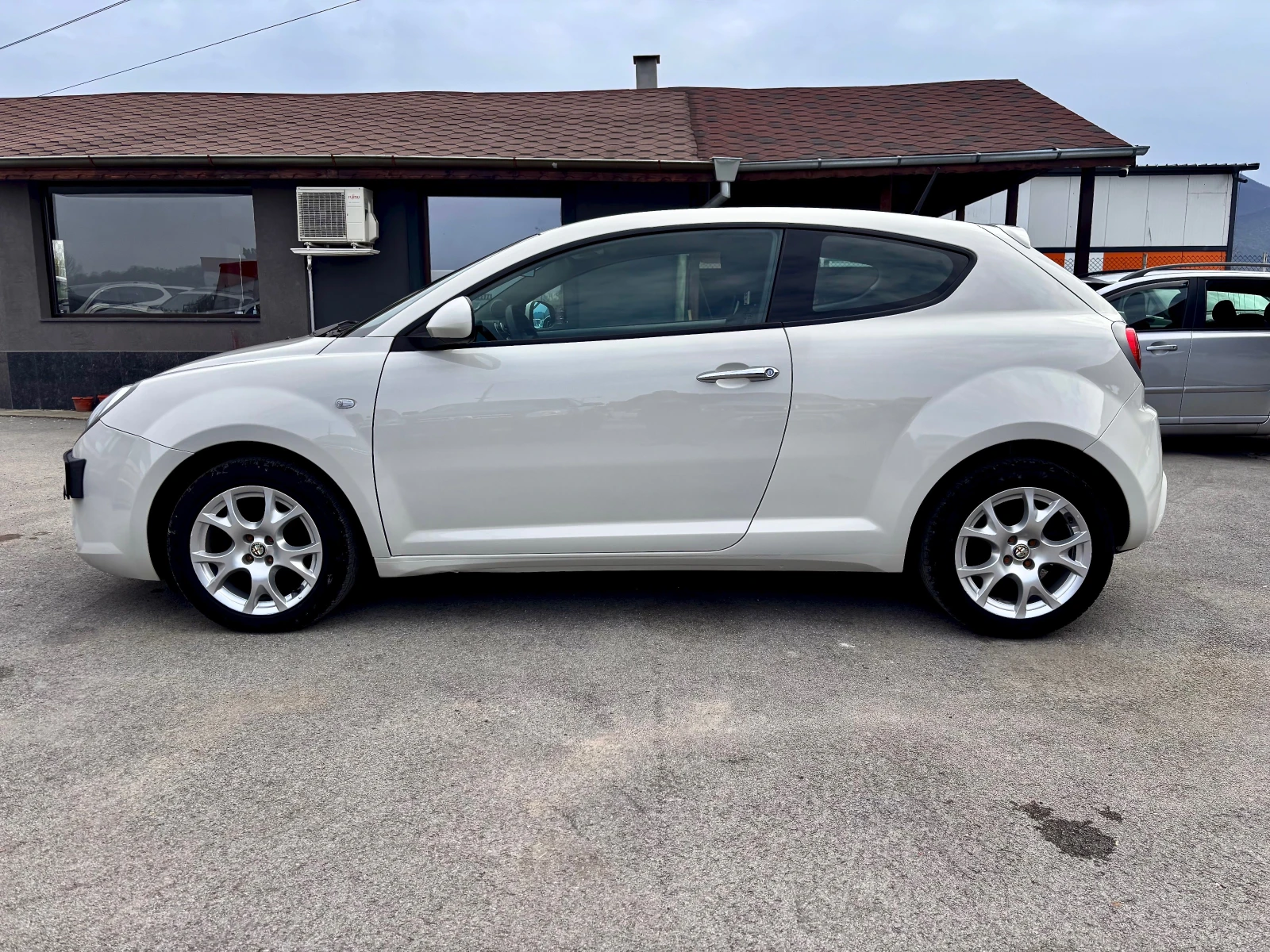 Alfa Romeo MiTo, снимка 5 - Автомобили и джипове - 54253741