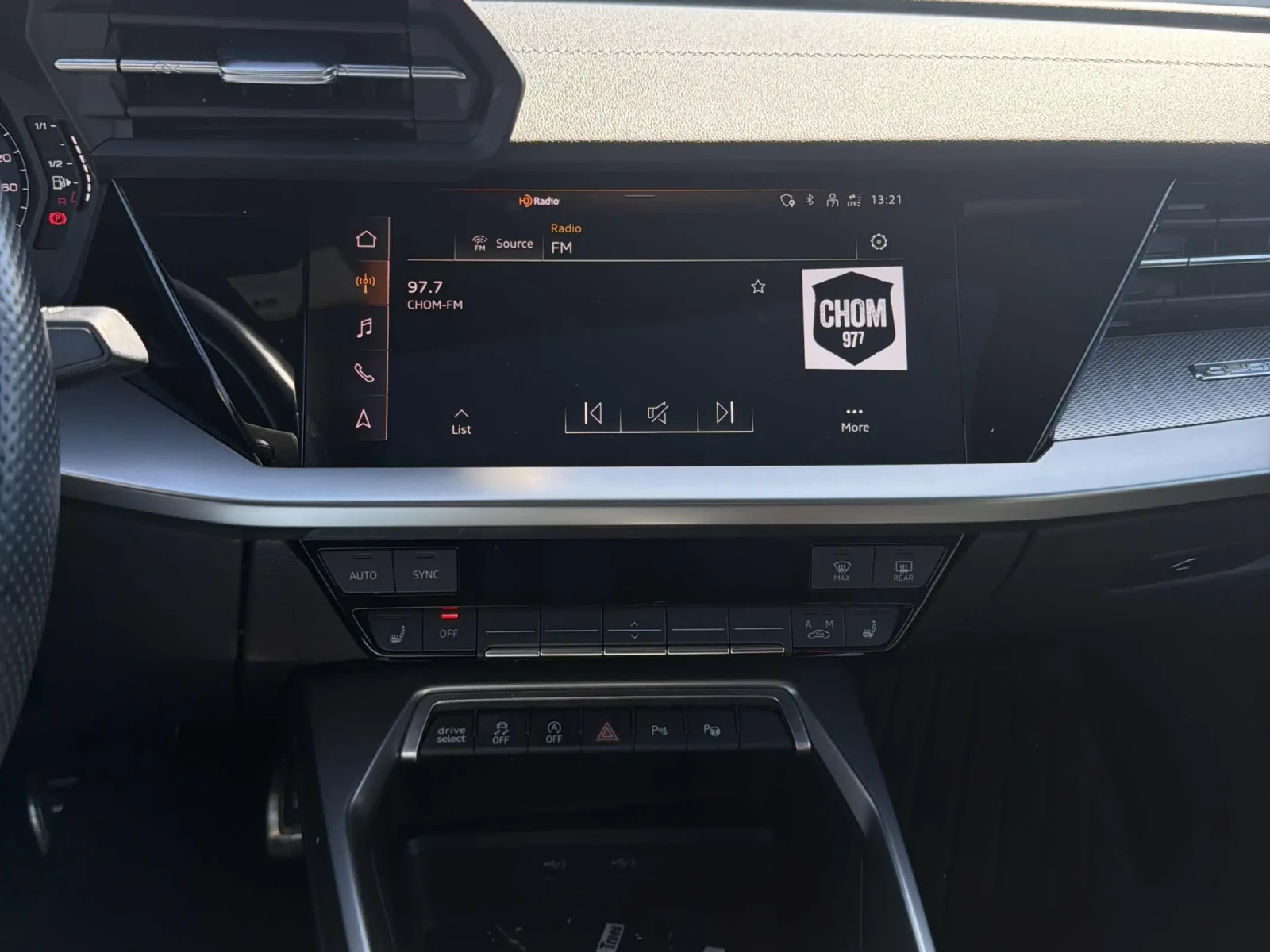 Audi S3 KOMFORT * * CARFAX * * ���� ������ * *  | Mobile.bg � ����������� 12