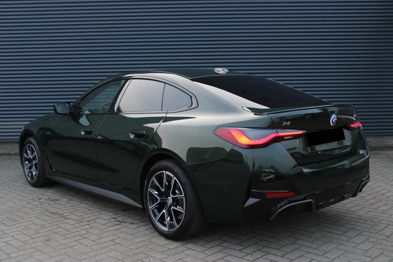 BMW i4 М50е, снимка 2 - Автомобили и джипове - 54824122