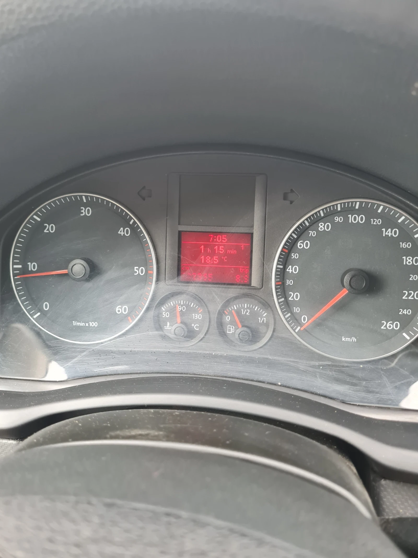 VW Golf 1.9 TDI  90к.с. 2006г. , снимка 9 - Автомобили и джипове - 54848463