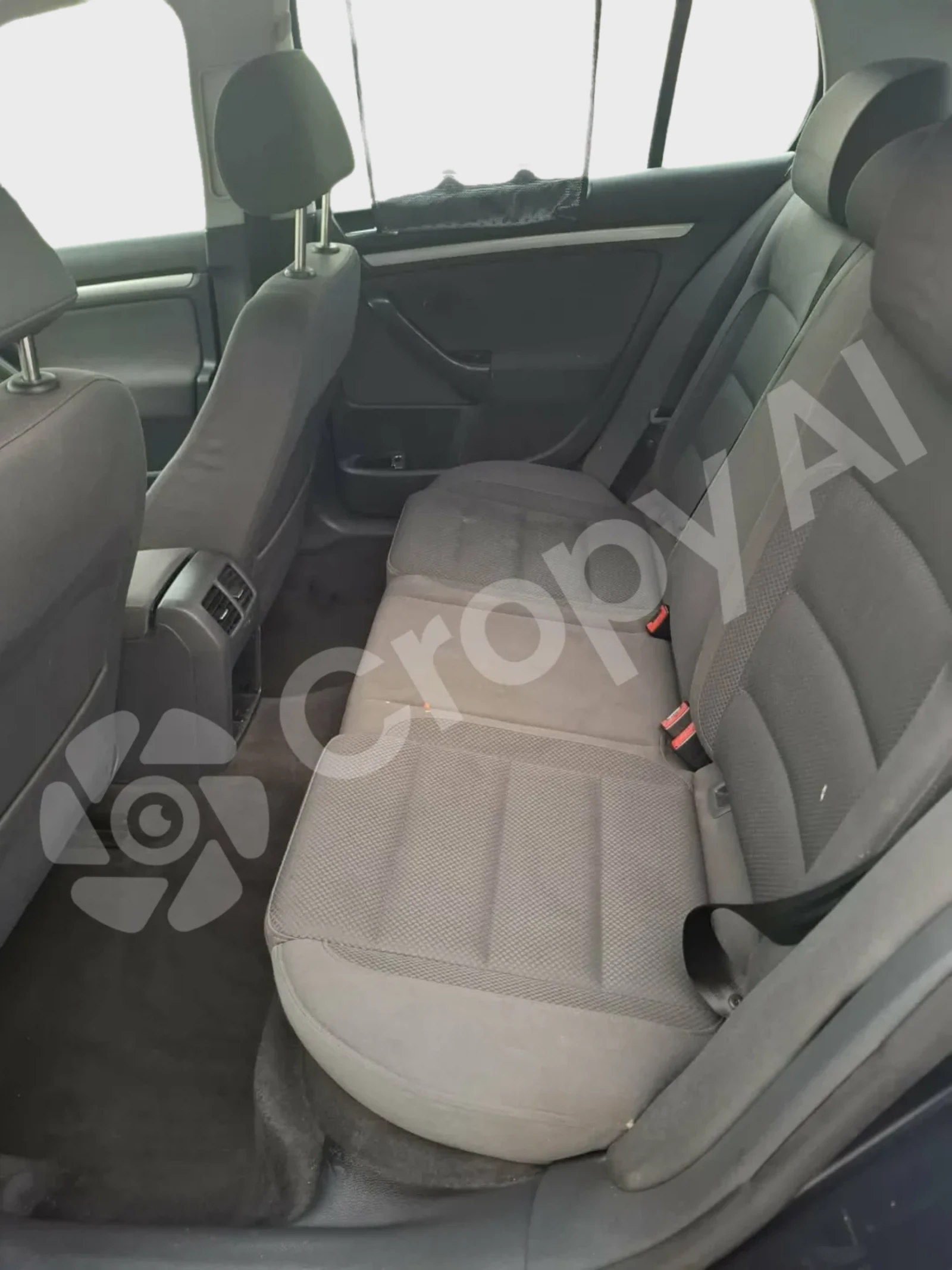 VW Golf 2.0 TDI 8 КЛАПАНА ВММ, снимка 9 - Автомобили и джипове - 54931297
