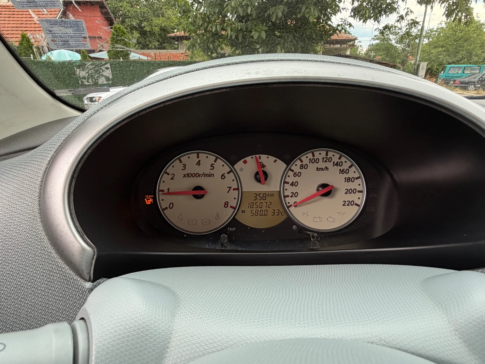 Nissan Micra Бензин+ Газ Кабрио, снимка 14 - Автомобили и джипове - 55249919