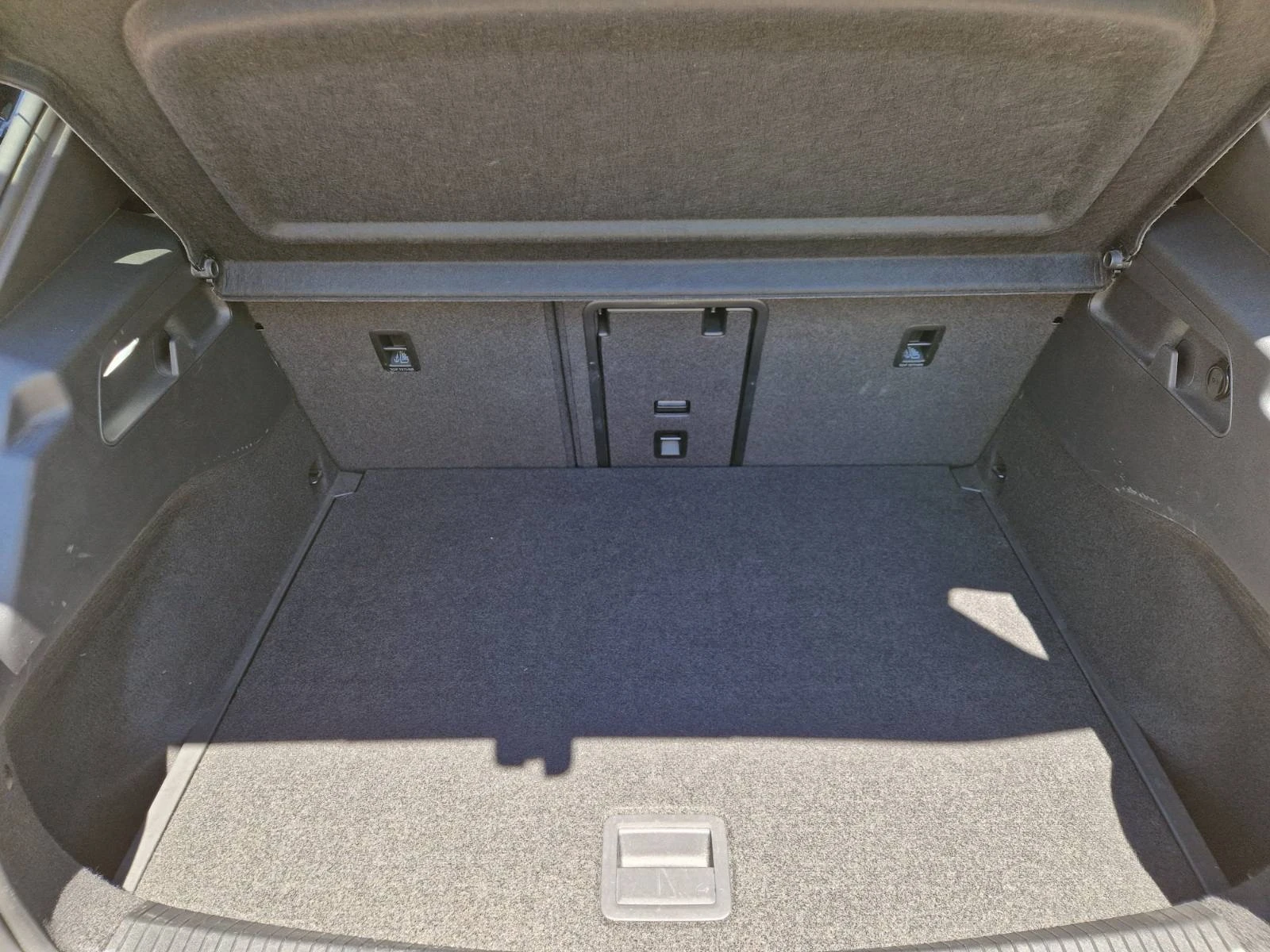 VW ID.3 1st Edition ProMax, снимка 11 - Автомобили и джипове - 55604454