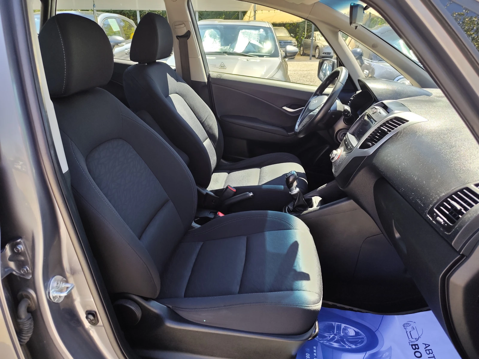 Hyundai Ix20 1.4CRDi* EURO5A* KLIMA* , снимка 12 - Автомобили и джипове - 55722467