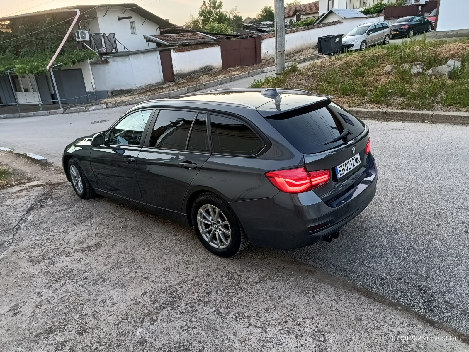 BMW 320 320d Xdrive, снимка 4 - Автомобили и джипове - 55888155