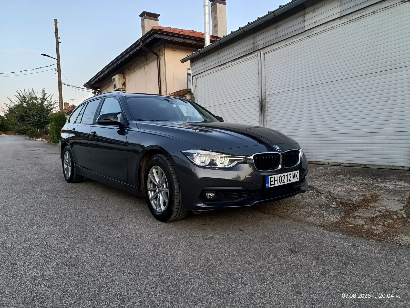 BMW 320 320d Xdrive, снимка 6 - Автомобили и джипове - 55888155
